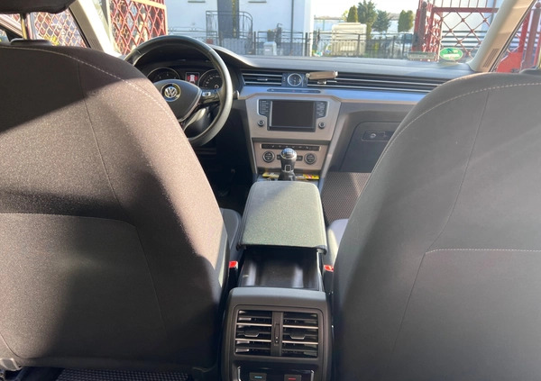 Volkswagen Passat cena 39999 przebieg: 320000, rok produkcji 2015 z Wejherowo małe 301
